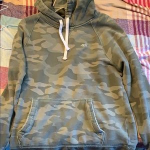 camouflage hollister hoodie size medium brand new